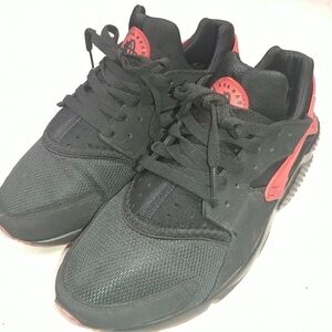 Nike Air Huarache Men’s Athletic Sneaker Shoe Blac